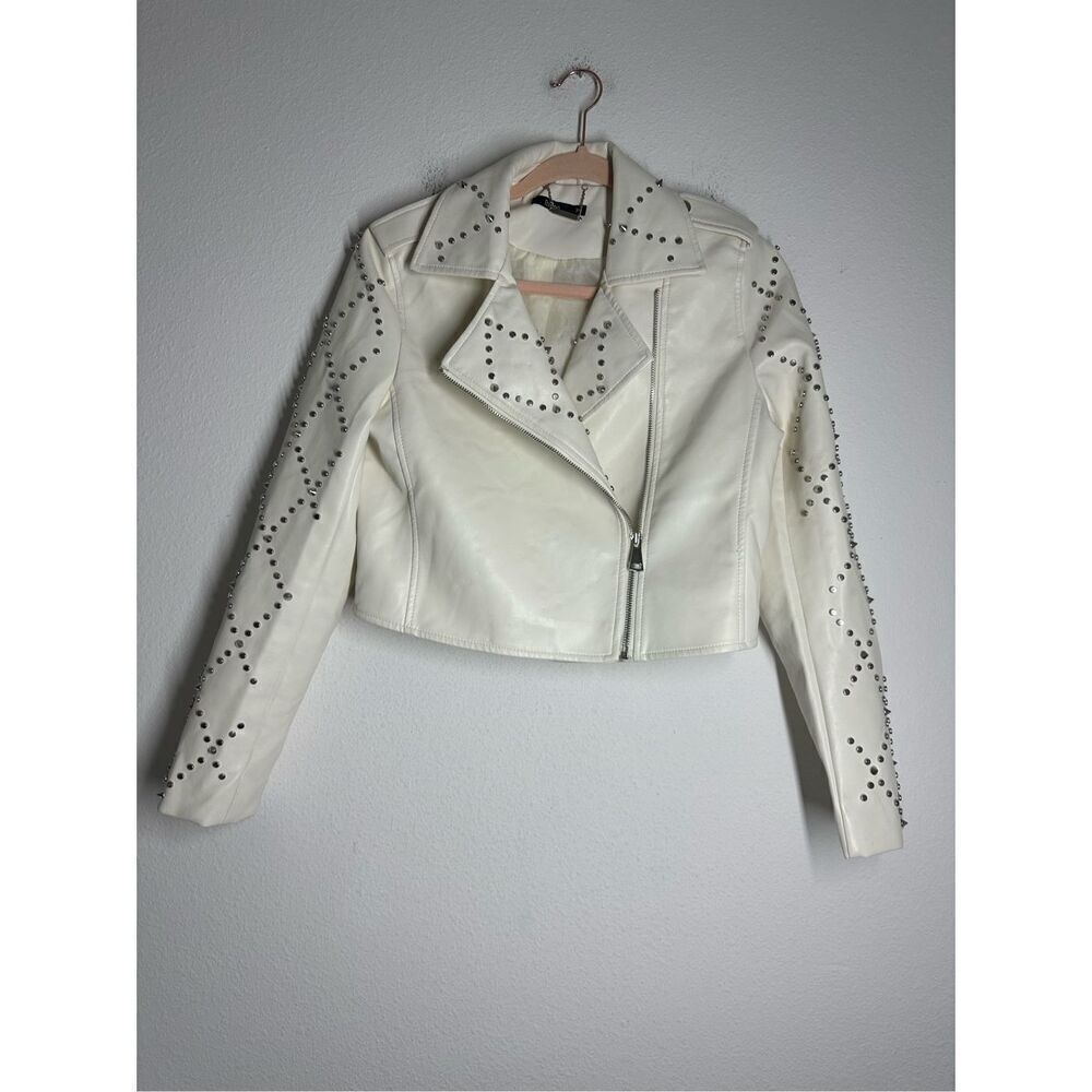 Mamō Off White Crop Biker Jacket Metal Studs Trim Crossed Zip Sz 36 EU/ S US